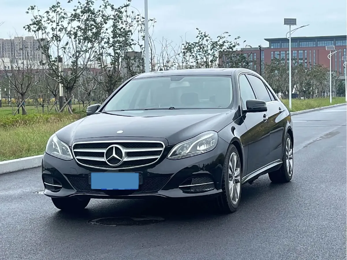 2014 Mercedes-Benz E Class 1.8T 204HP L4 7AT,autocango,china used car exporter,china ev exporter,chinese used car exporter,chinese used ev exporter