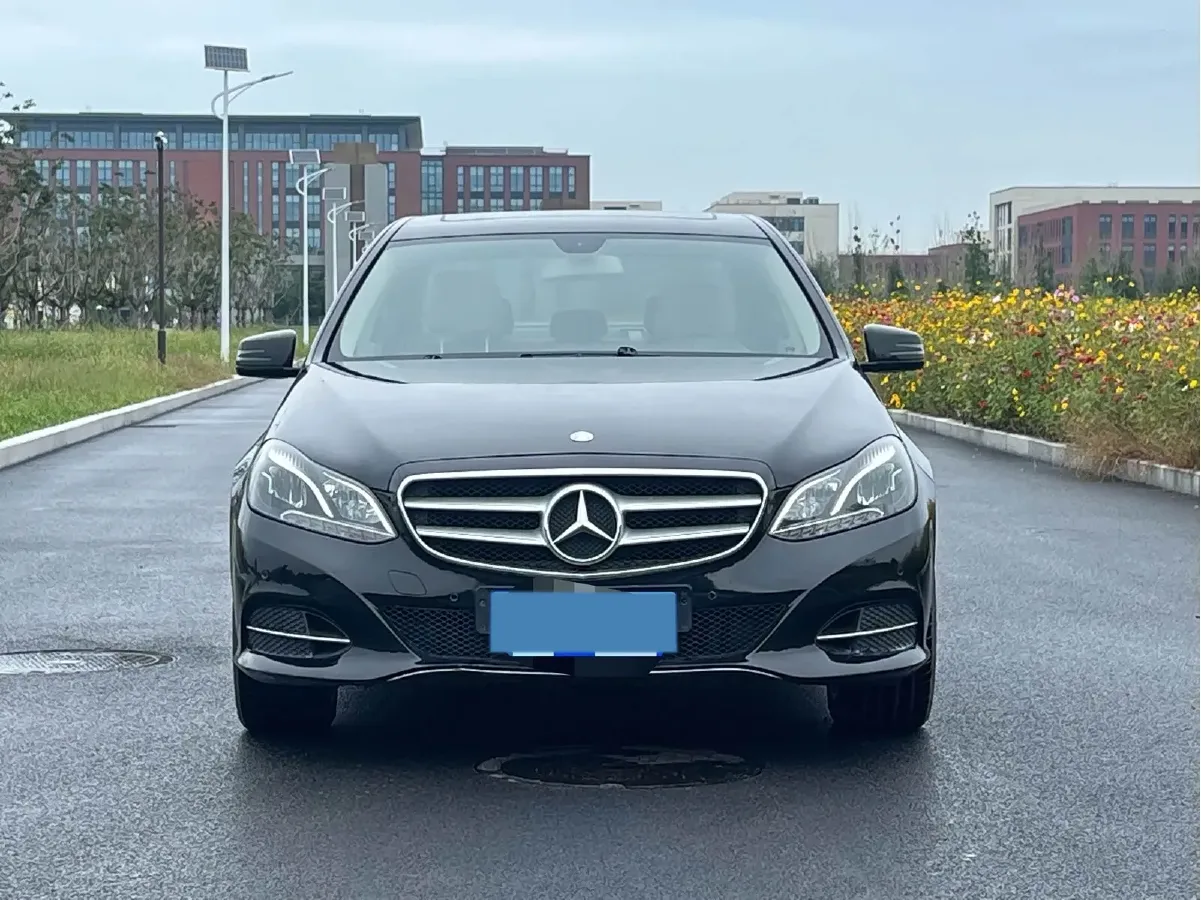 2014 Mercedes-Benz E Class 1.8T 204HP L4 7AT,autocango,china used car exporter,china ev exporter,chinese used car exporter,chinese used ev exporter