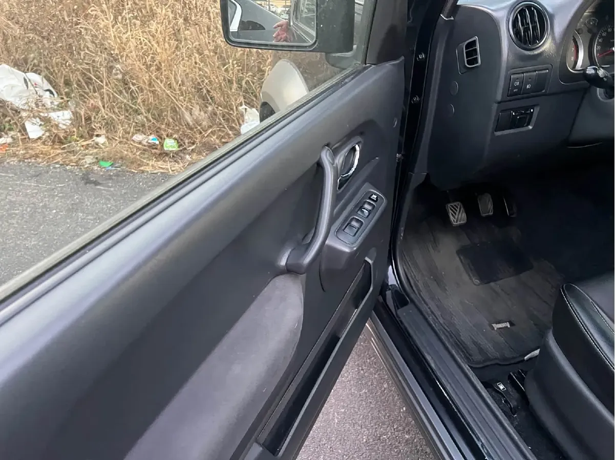 2012 Suzuki Jimny 1.3L 85HP L4 5MT,autocango,china used car exporter,china ev exporter,chinese used car exporter,chinese used ev exporter