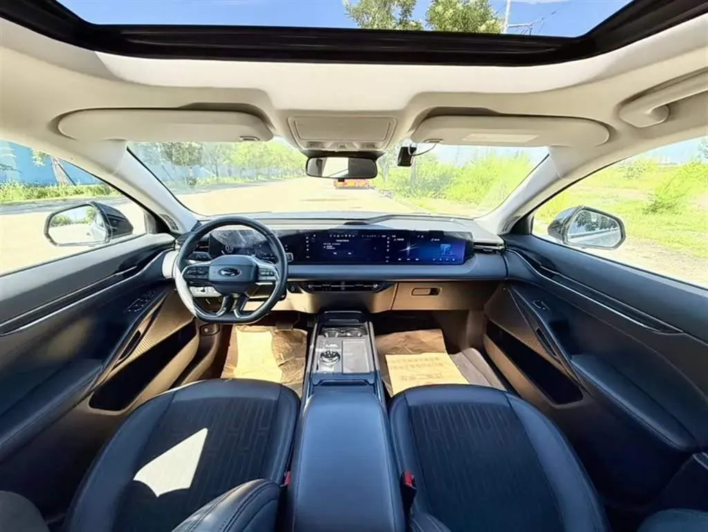 2022 Ford Mondeo 2.0T 238HP L4 8AT,autocango,china used car exporter,china ev exporter,chinese used car exporter,chinese used ev exporter