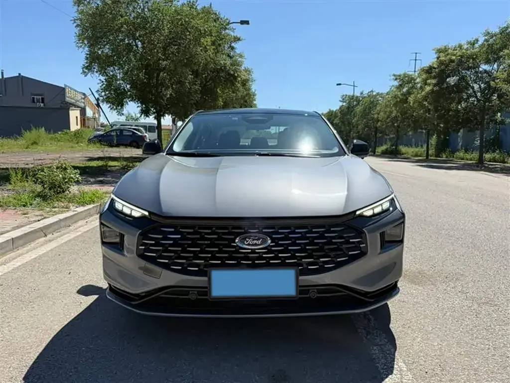 2022 Ford Mondeo 2.0T 238HP L4 8AT