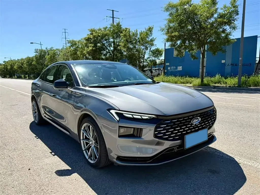 2022 Ford Mondeo 2.0T 238HP L4 8AT,autocango,china used car exporter,china ev exporter,chinese used car exporter,chinese used ev exporter