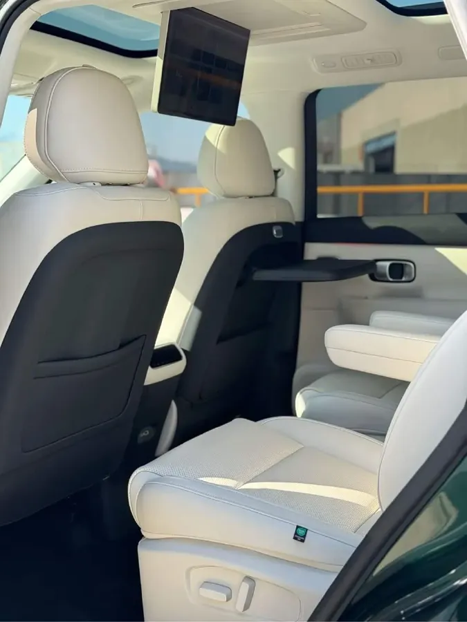 2024 Leapmotor C16 BEV 67.7KWH,autocango,china used car exporter,china ev exporter,chinese used car exporter,chinese used ev exporter