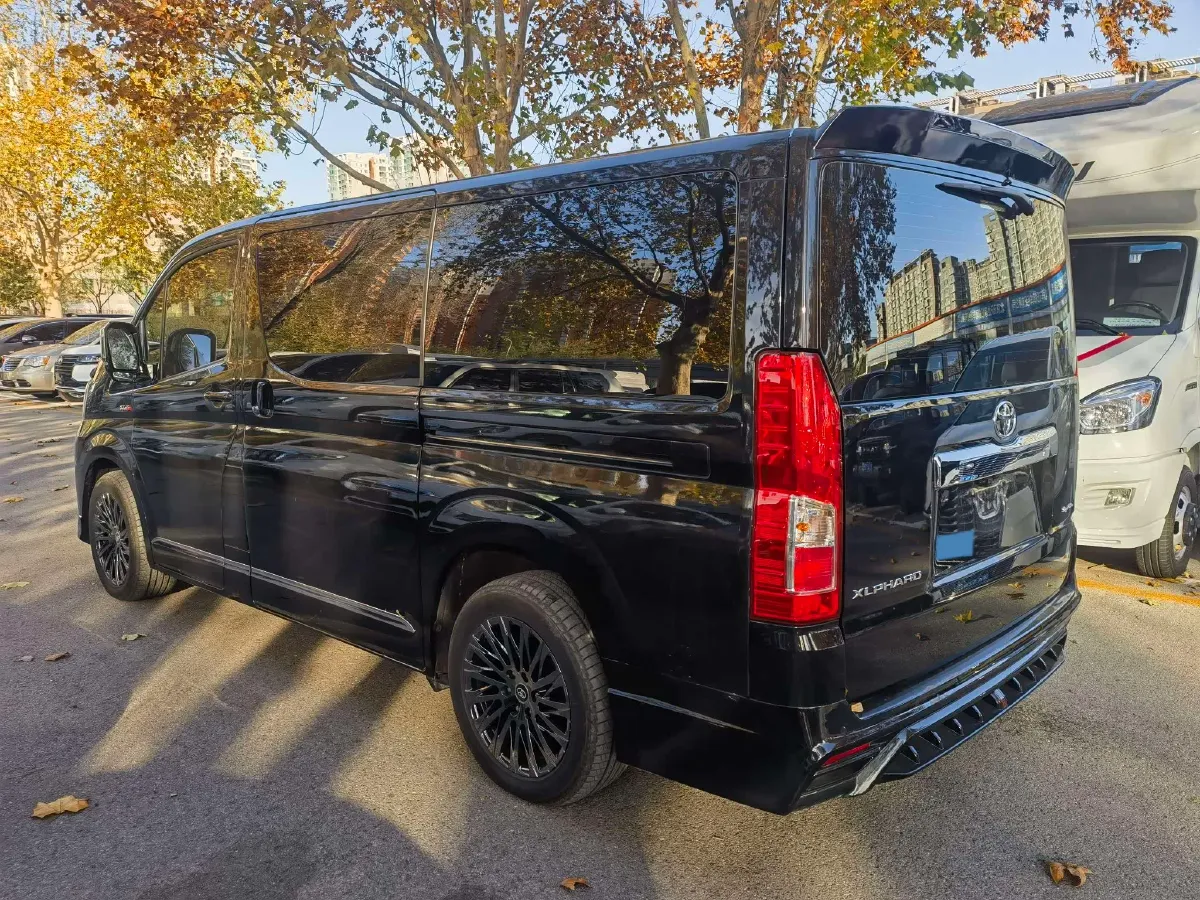 2024 Century Century 3.5L 262HP V6 E-CVT PHEV 18.1KWH,autocango,china used car exporter,china ev exporter,chinese used car exporter,chinese used ev exporter