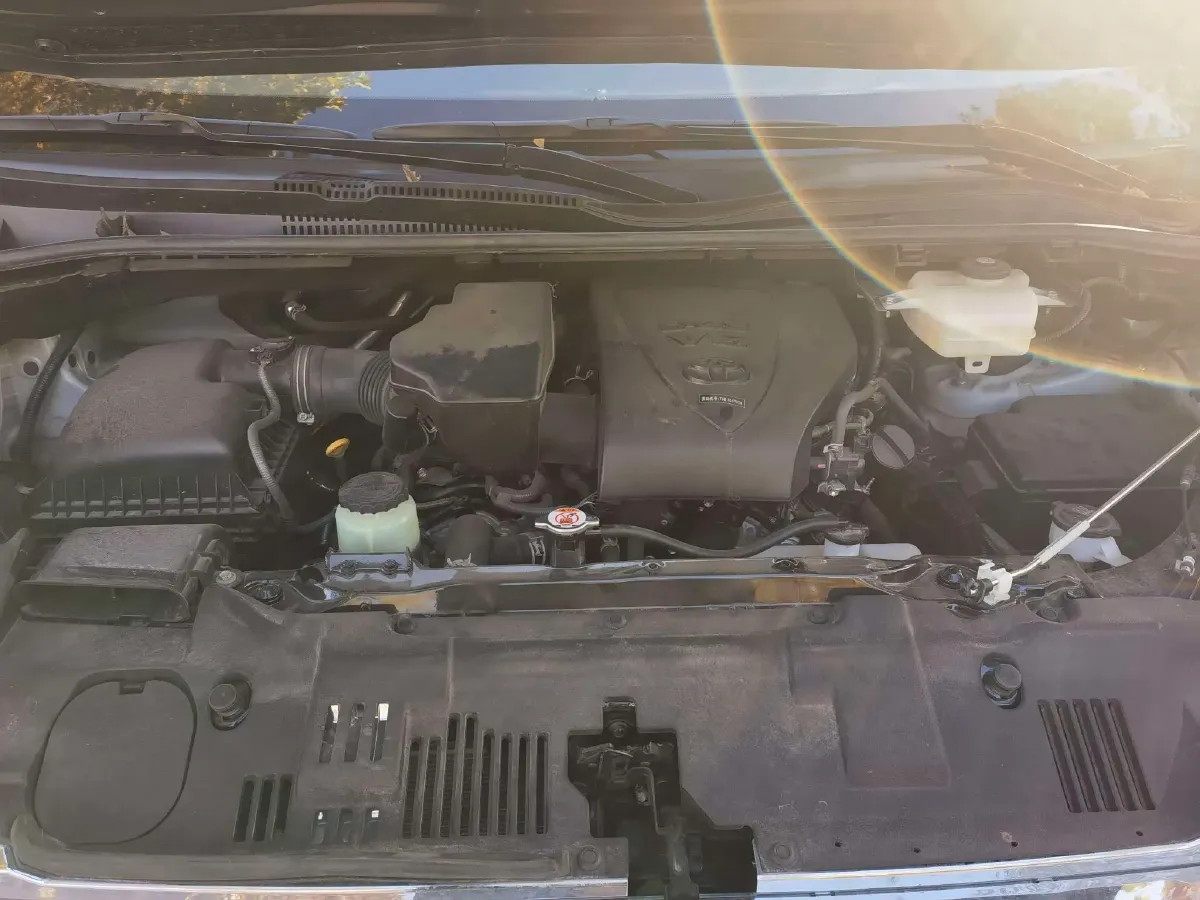 2024 Century Century 3.5L 262HP V6 E-CVT PHEV 18.1KWH,autocango,china used car exporter,china ev exporter,chinese used car exporter,chinese used ev exporter