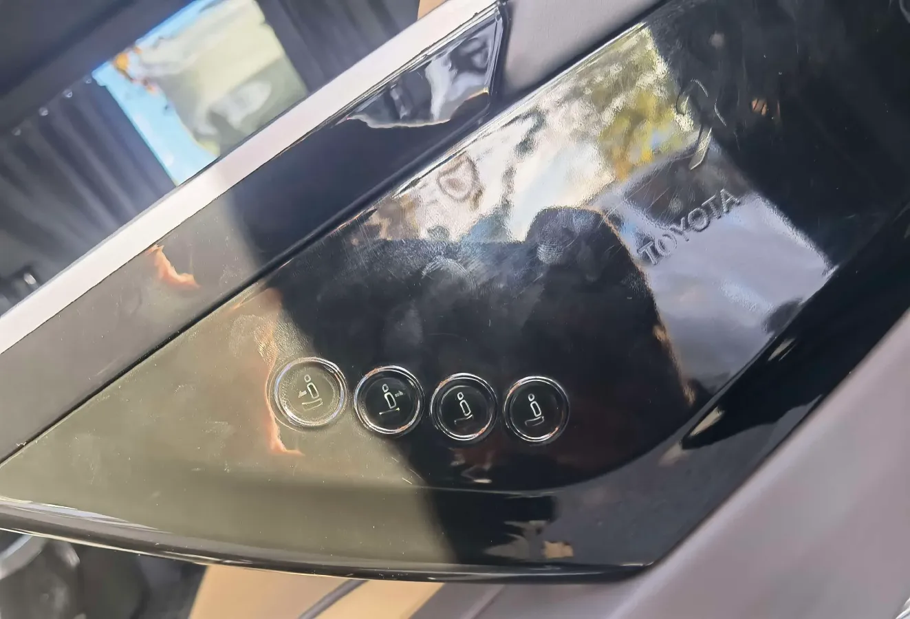 2024 Century Century 3.5L 262HP V6 E-CVT PHEV 18.1KWH,autocango,china used car exporter,china ev exporter,chinese used car exporter,chinese used ev exporter