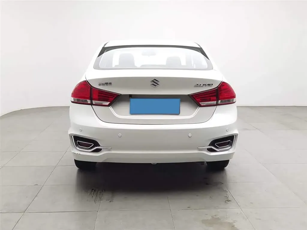 2015 Suzuki Alivio 1.6L 122HP L4 5MT,autocango,china used car exporter,china ev exporter,chinese used car exporter,chinese used ev exporter