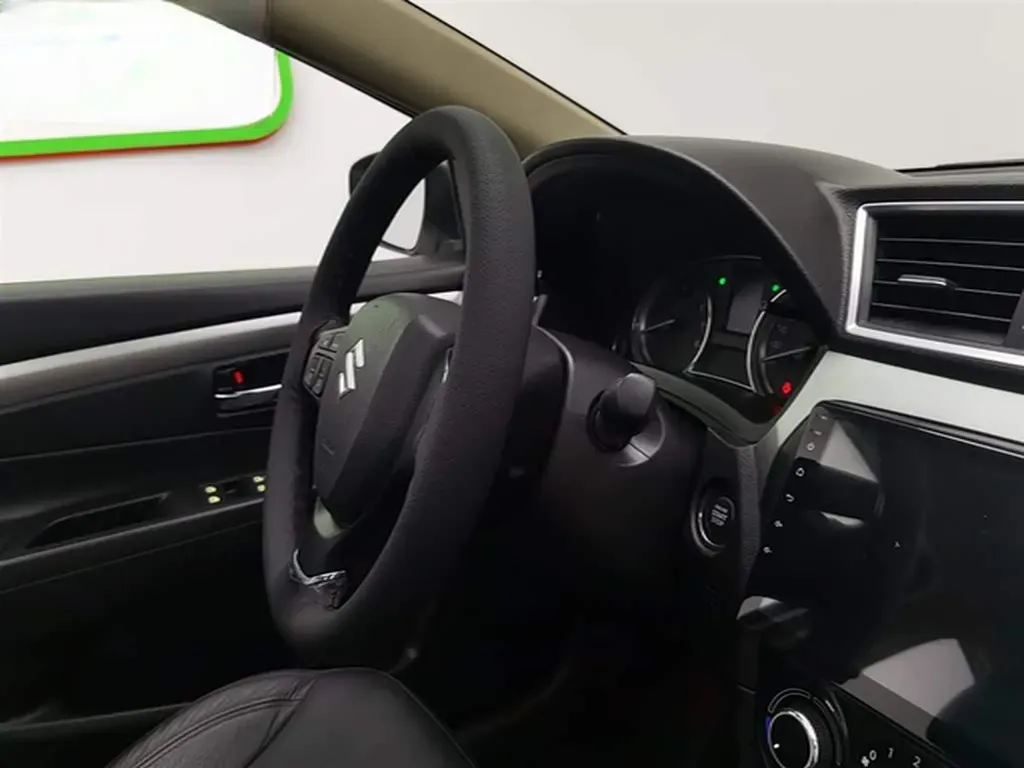 2015 Suzuki Alivio 1.6L 122HP L4 5MT,autocango,china used car exporter,china ev exporter,chinese used car exporter,chinese used ev exporter