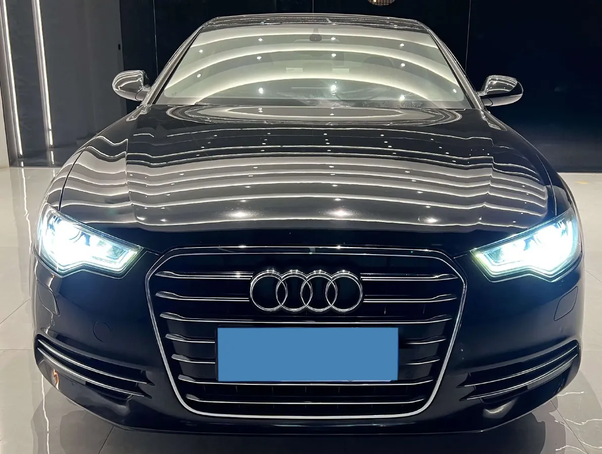 2012 Audi A6L 2.5L 190HP V6 CVT,autocango,china used car exporter,china ev exporter,chinese used car exporter,chinese used ev exporter