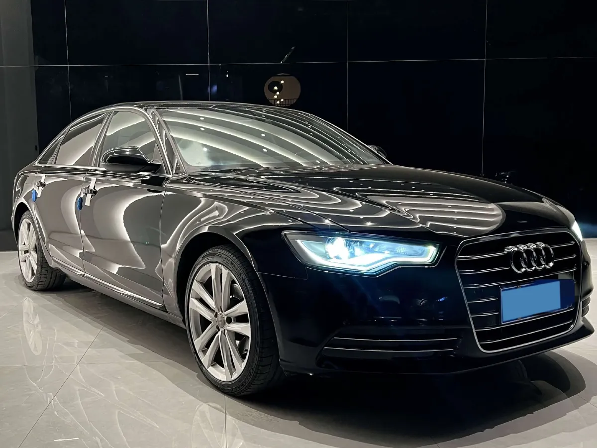 2012 Audi A6L 2.5L 190HP V6 CVT,autocango,china used car exporter,china ev exporter,chinese used car exporter,chinese used ev exporter