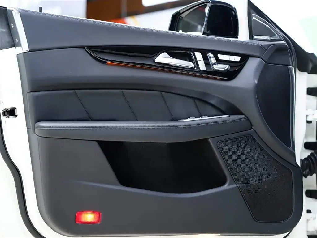 2015 Mercedes-Benz CLS AMG 5.5T 557HP V8 7AT,autocango,china used car exporter,china ev exporter,chinese used car exporter,chinese used ev exporter