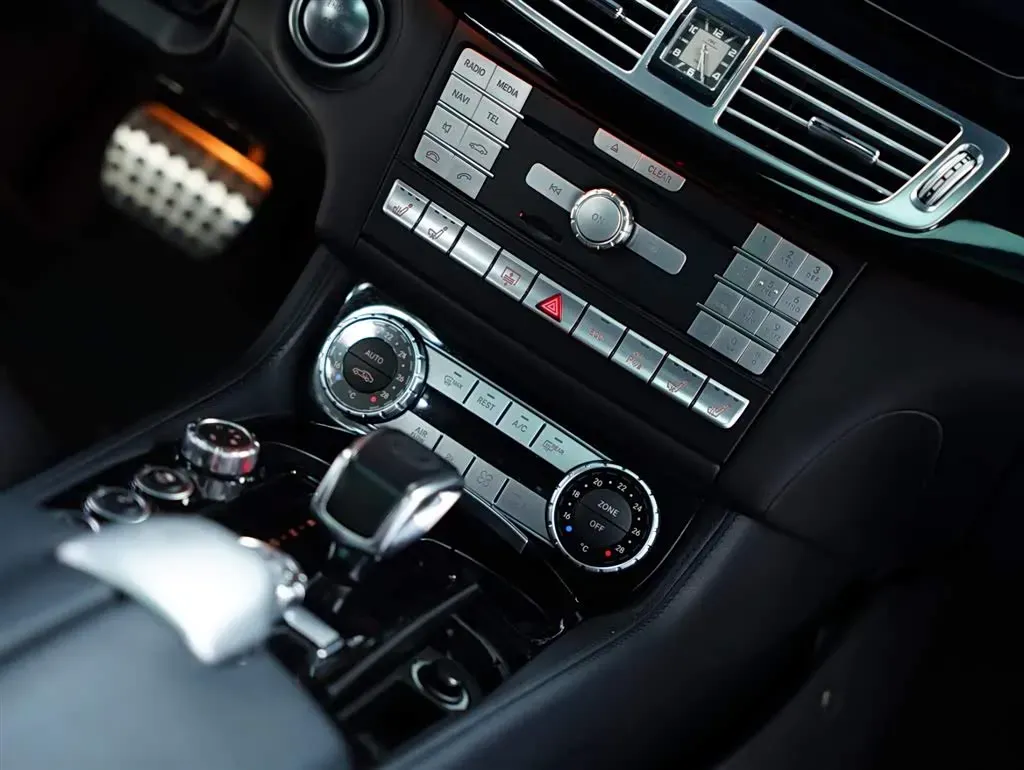 2015 Mercedes-Benz CLS AMG 5.5T 557HP V8 7AT,autocango,china used car exporter,china ev exporter,chinese used car exporter,chinese used ev exporter