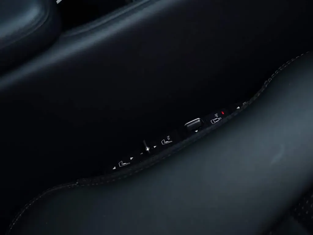 2015 Mercedes-Benz CLS AMG 5.5T 557HP V8 7AT,autocango,china used car exporter,china ev exporter,chinese used car exporter,chinese used ev exporter