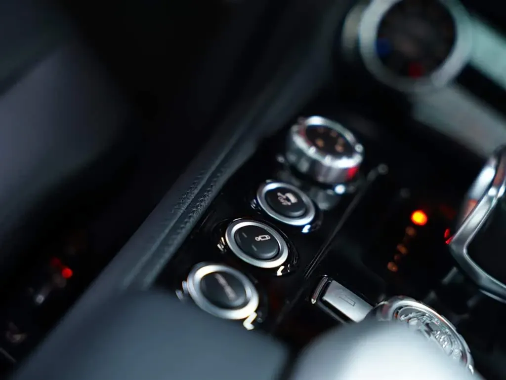 2015 Mercedes-Benz CLS AMG 5.5T 557HP V8 7AT,autocango,china used car exporter,china ev exporter,chinese used car exporter,chinese used ev exporter