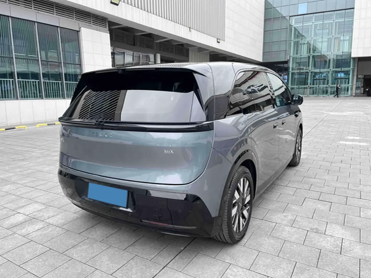 2025 Zeekr MIX BEV 102KWH,autocango,china used car exporter,china ev exporter,chinese used car exporter,chinese used ev exporter