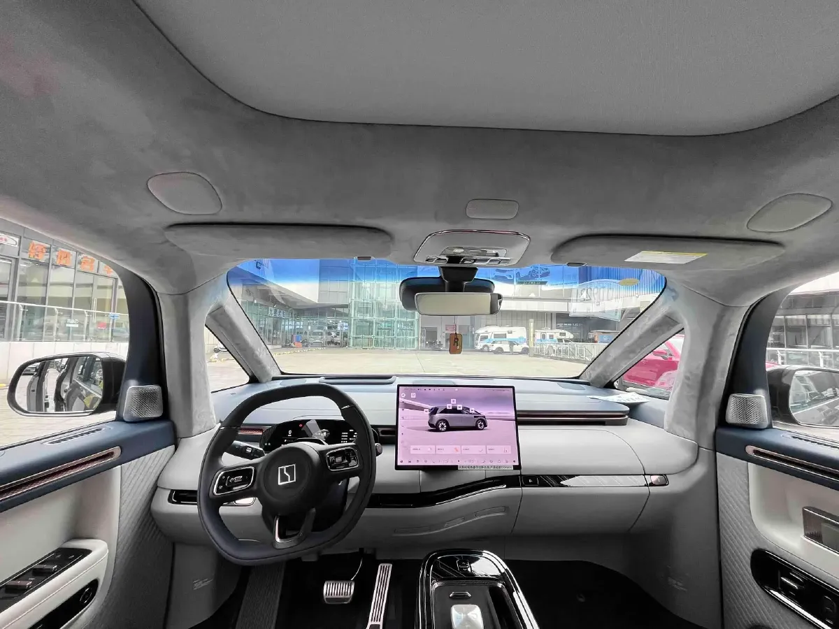 2025 Zeekr MIX BEV 102KWH,autocango,china used car exporter,china ev exporter,chinese used car exporter,chinese used ev exporter