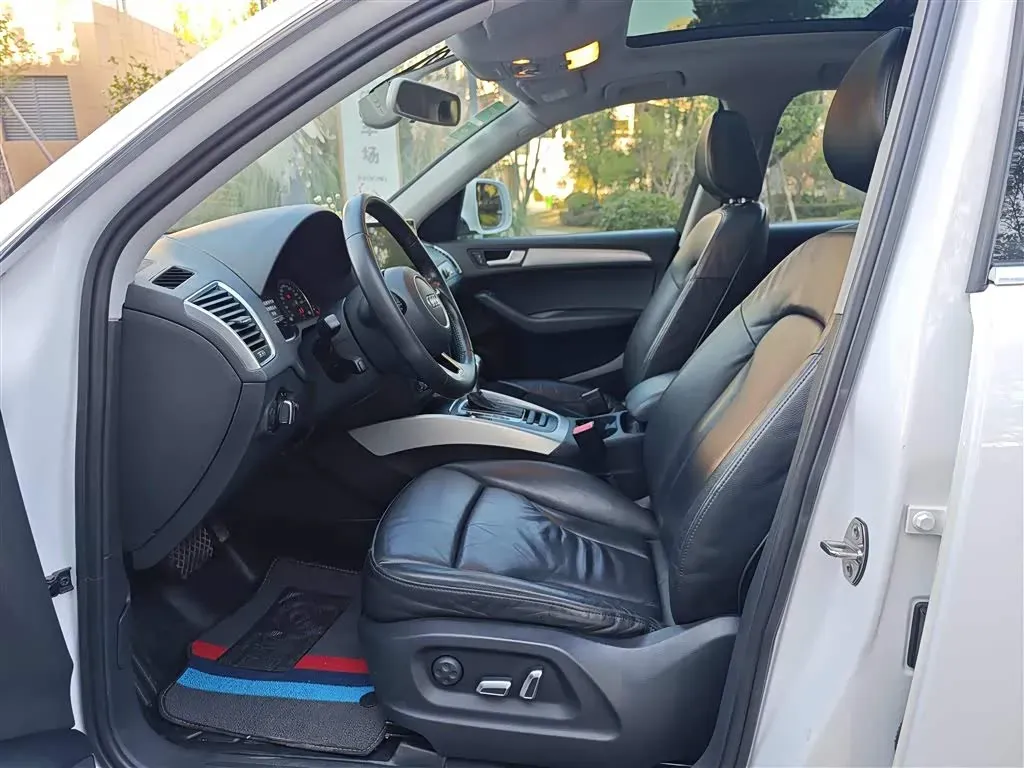 2015 Audi Q5 2.0T 224HP L4 8AT,autocango,china used car exporter,china ev exporter,chinese used car exporter,chinese used ev exporter