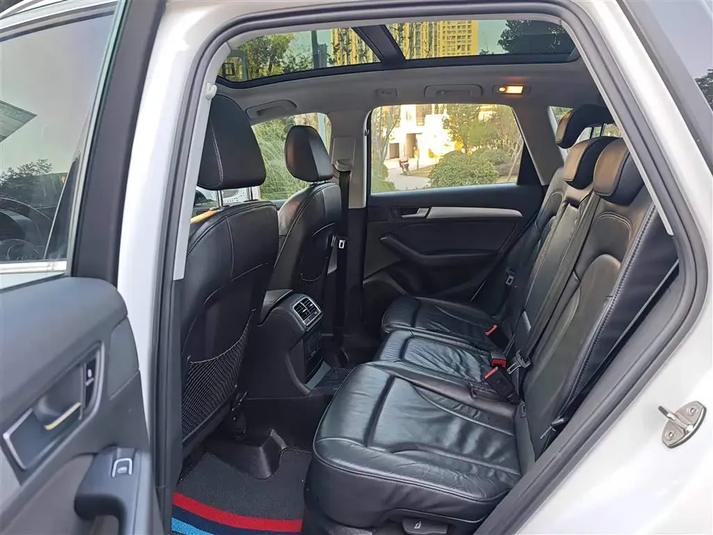 2015 Audi Q5 2.0T 224HP L4 8AT,autocango,china used car exporter,china ev exporter,chinese used car exporter,chinese used ev exporter