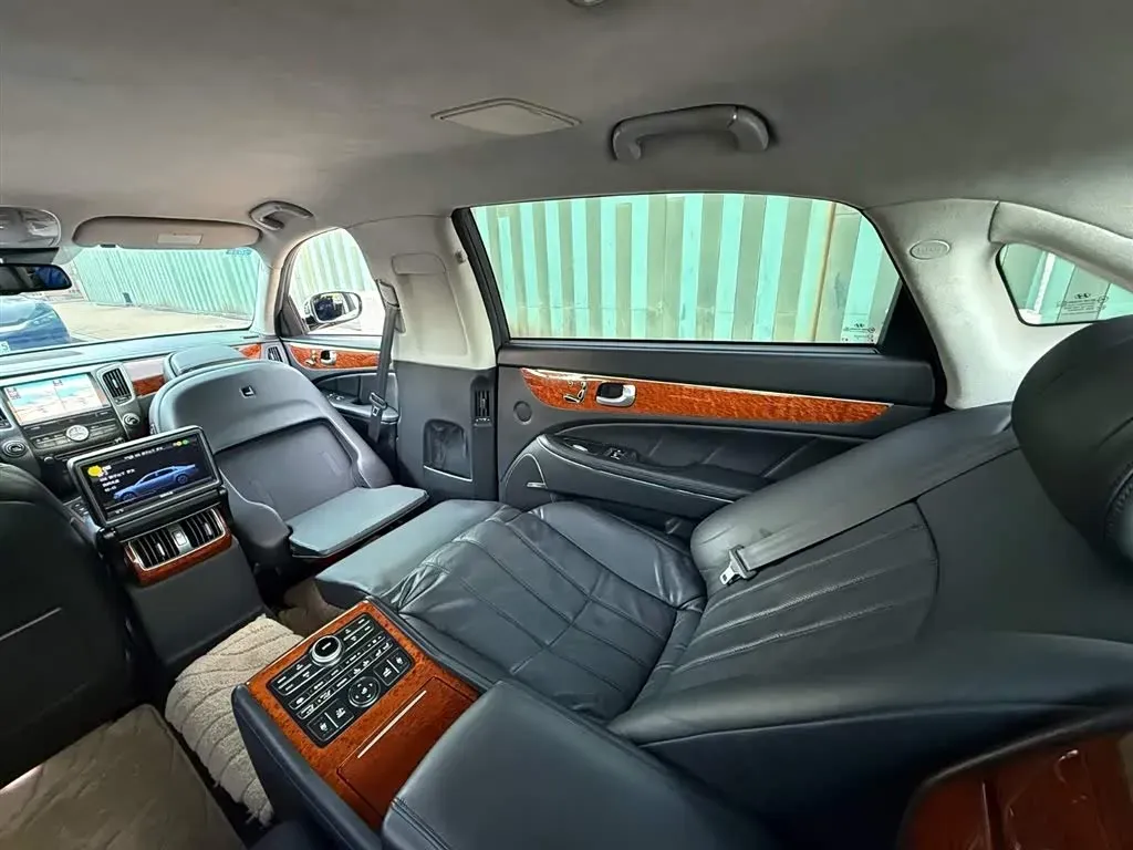 2012 Hyundai Equus 5.0L 430HP V8 8AT,autocango,china used car exporter,china ev exporter,chinese used car exporter,chinese used ev exporter