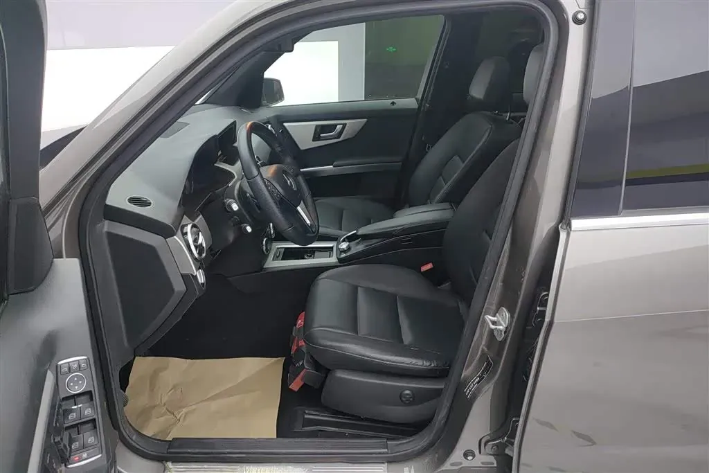 2013 Mercedes-Benz GLK Class 3.0L 245HP V6 7AT,autocango,china used car exporter,china ev exporter,chinese used car exporter,chinese used ev exporter