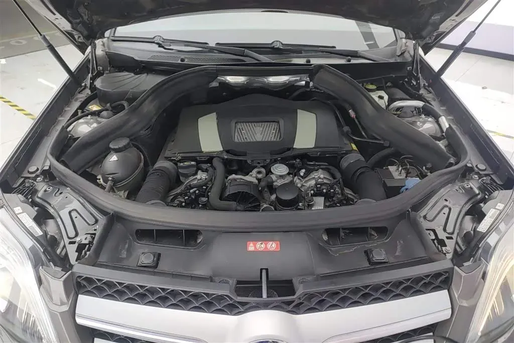 2013 Mercedes-Benz GLK Class 3.0L 245HP V6 7AT,autocango,china used car exporter,china ev exporter,chinese used car exporter,chinese used ev exporter