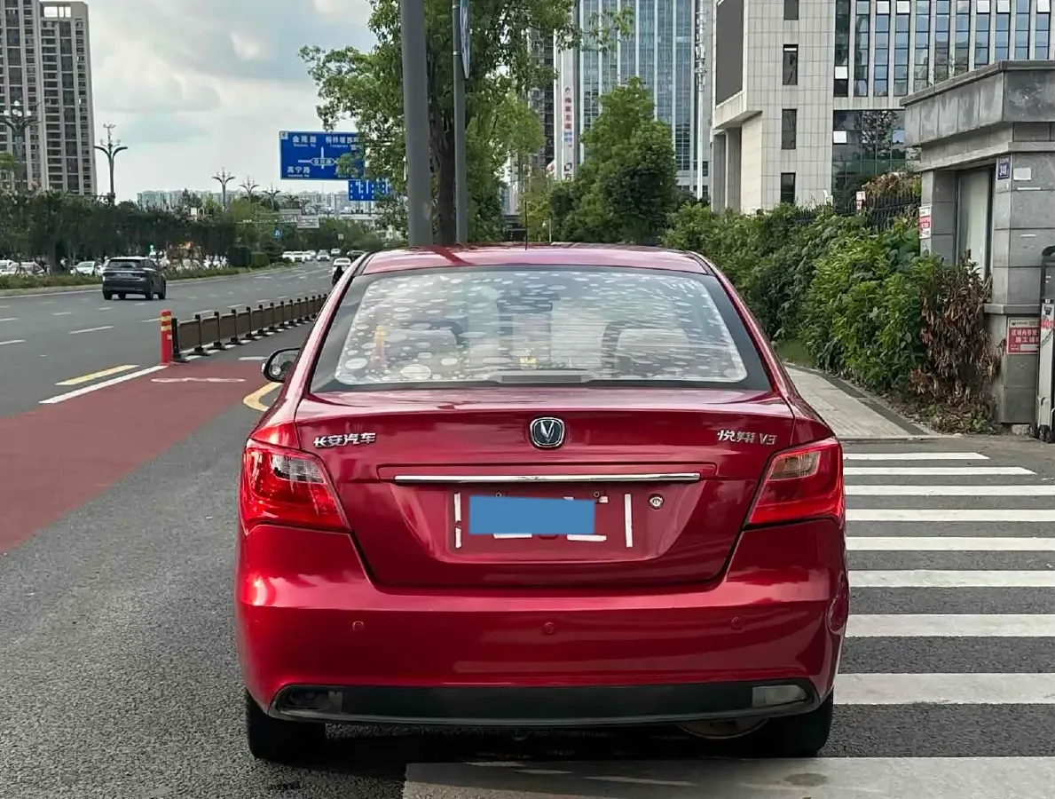 2015 ChangAn Alsvin V3 1.4L 101HP L4 5MT,autocango,china used car exporter,china ev exporter,chinese used car exporter,chinese used ev exporter