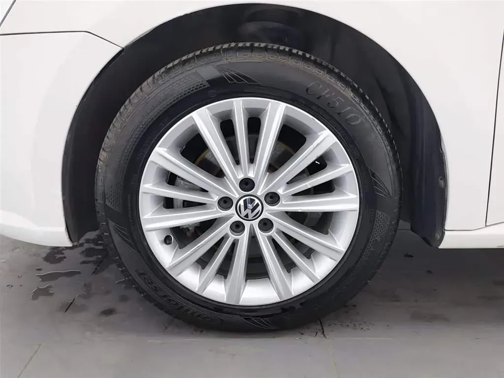 2013 Volkswagen Gran Lavida 1.6L 110HP L4 6AT,autocango,china used car exporter,china ev exporter,chinese used car exporter,chinese used ev exporter