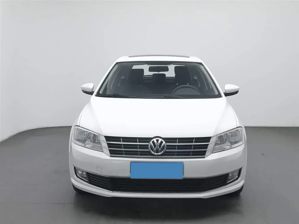 2013 Volkswagen Gran Lavida 1.6L 110HP L4 6AT,autocango,china used car exporter,china ev exporter,chinese used car exporter,chinese used ev exporter