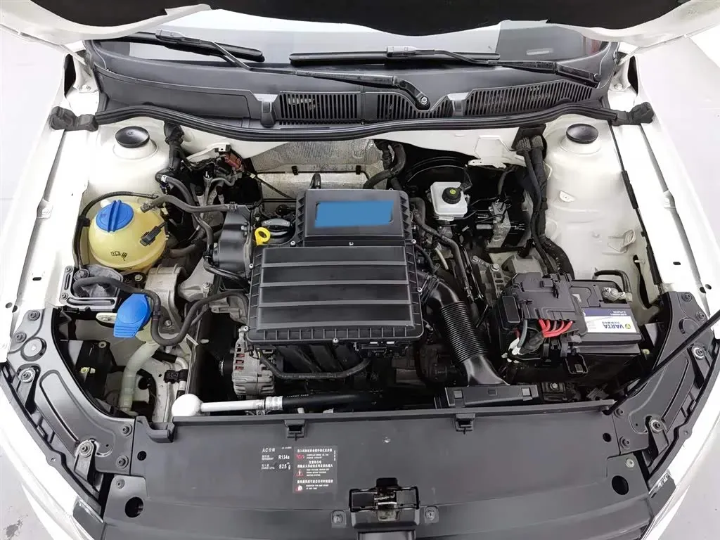 2013 Volkswagen Gran Lavida 1.6L 110HP L4 6AT,autocango,china used car exporter,china ev exporter,chinese used car exporter,chinese used ev exporter