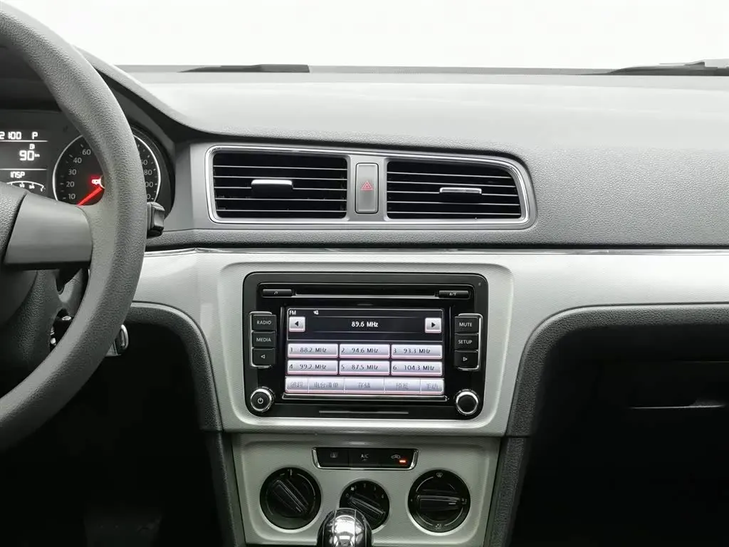 2013 Volkswagen Gran Lavida 1.6L 110HP L4 6AT,autocango,china used car exporter,china ev exporter,chinese used car exporter,chinese used ev exporter