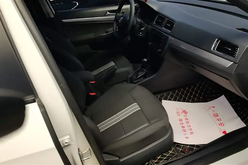 2017 Volkswagen Gran Lavida 1.6L 110HP L4 6AT,autocango,china used car exporter,china ev exporter,chinese used car exporter,chinese used ev exporter