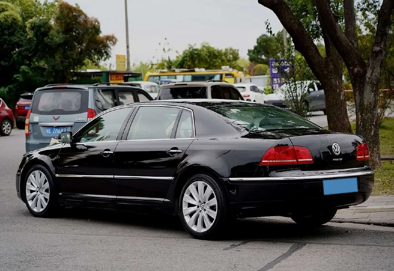 2011 Volkswagen Pheaton 3.6L 280HP V6 6AT,autocango,china used car exporter,china ev exporter,chinese used car exporter,chinese used ev exporter