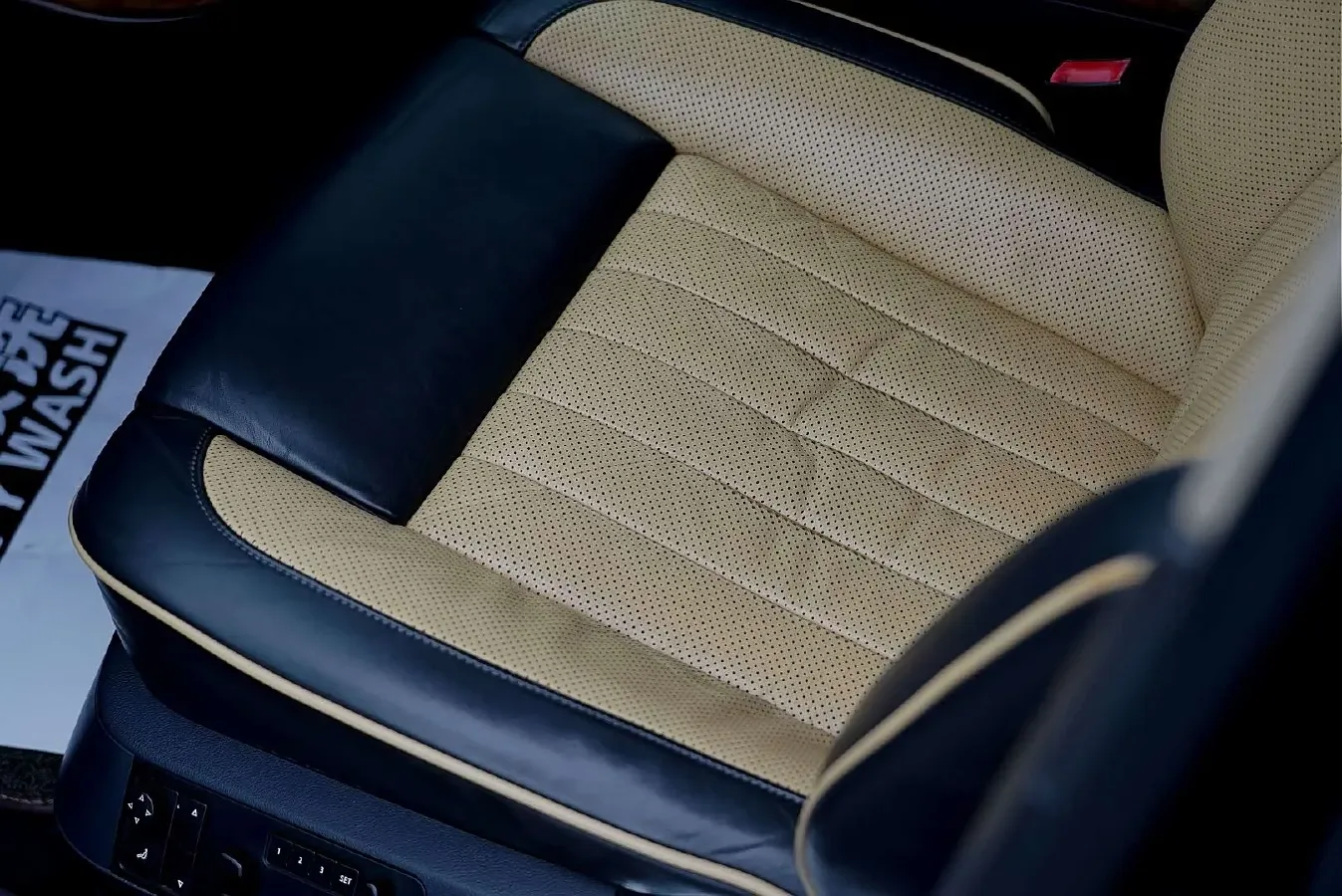 2011 Volkswagen Pheaton 3.6L 280HP V6 6AT,autocango,china used car exporter,china ev exporter,chinese used car exporter,chinese used ev exporter