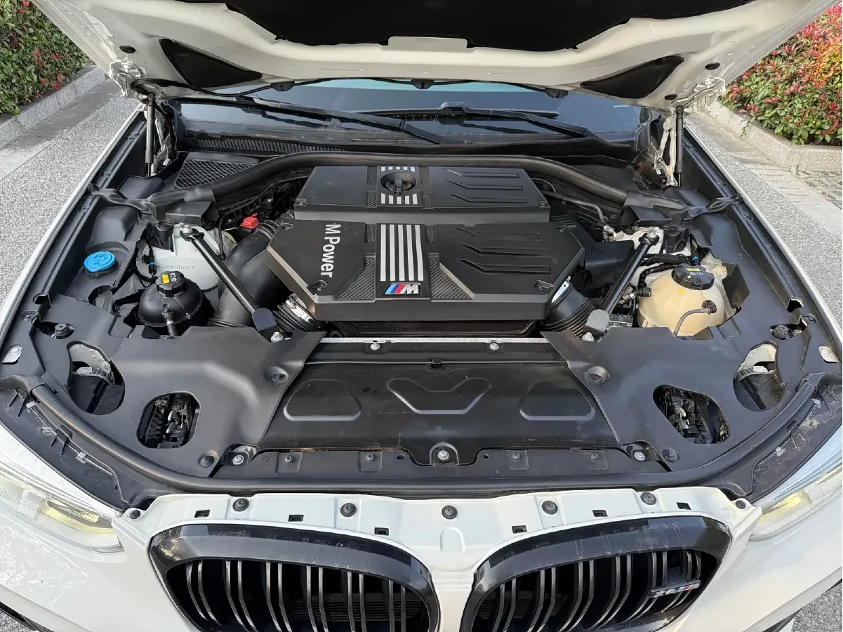 2019 BMW X4 M 3.0T 510HP L6 8AT,autocango,china used car exporter,china ev exporter,chinese used car exporter,chinese used ev exporter