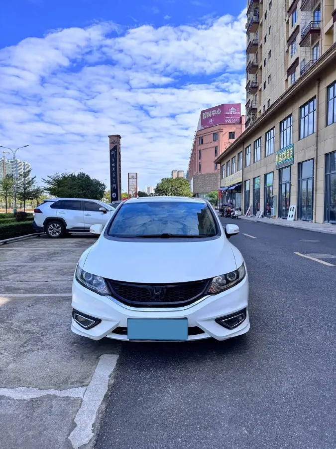 2014 Honda Jade 1.8L 141HP L4 5AT,autocango,china used car exporter,china ev exporter,chinese used car exporter,chinese used ev exporter
