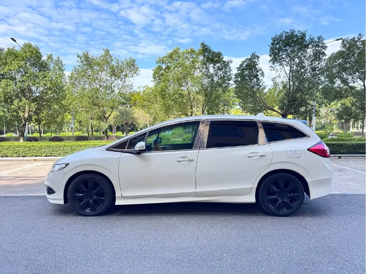 2014 Honda Jade 1.8L 141HP L4 5AT,autocango,china used car exporter,china ev exporter,chinese used car exporter,chinese used ev exporter