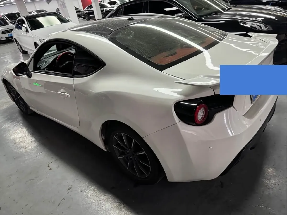 2013 Toyota 86 2.0L 200HP H4 6AT,autocango,china used car exporter,china ev exporter,chinese used car exporter,chinese used ev exporter