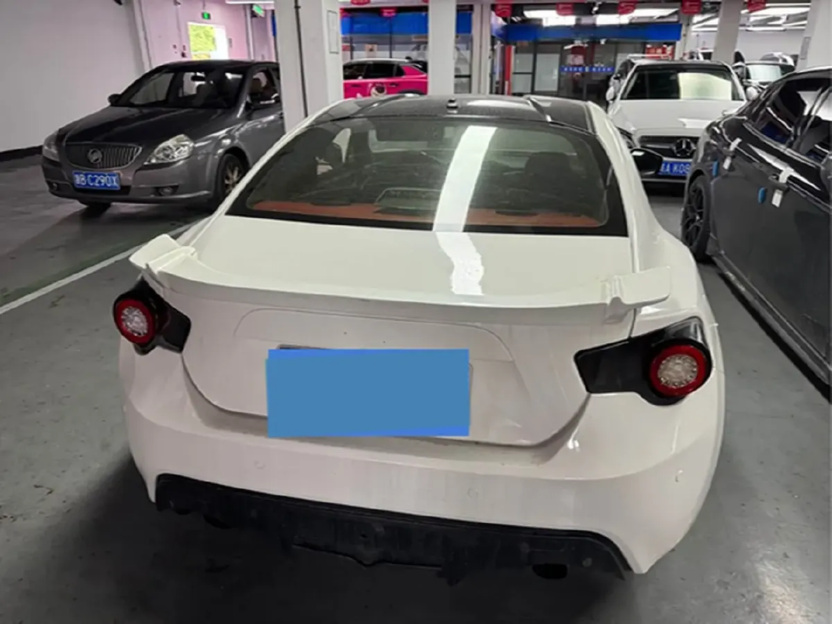 2013 Toyota 86 2.0L 200HP H4 6AT,autocango,china used car exporter,china ev exporter,chinese used car exporter,chinese used ev exporter