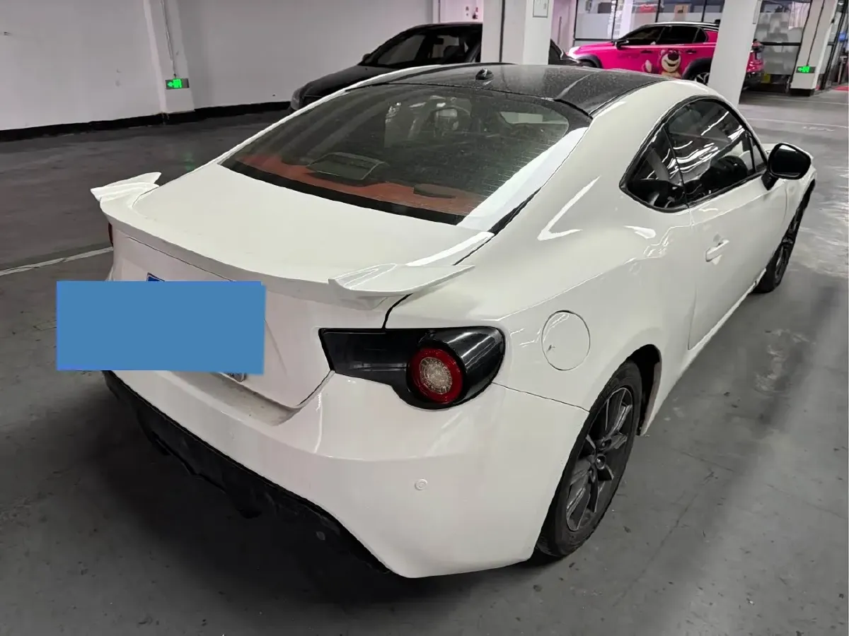 2013 Toyota 86 2.0L 200HP H4 6AT,autocango,china used car exporter,china ev exporter,chinese used car exporter,chinese used ev exporter