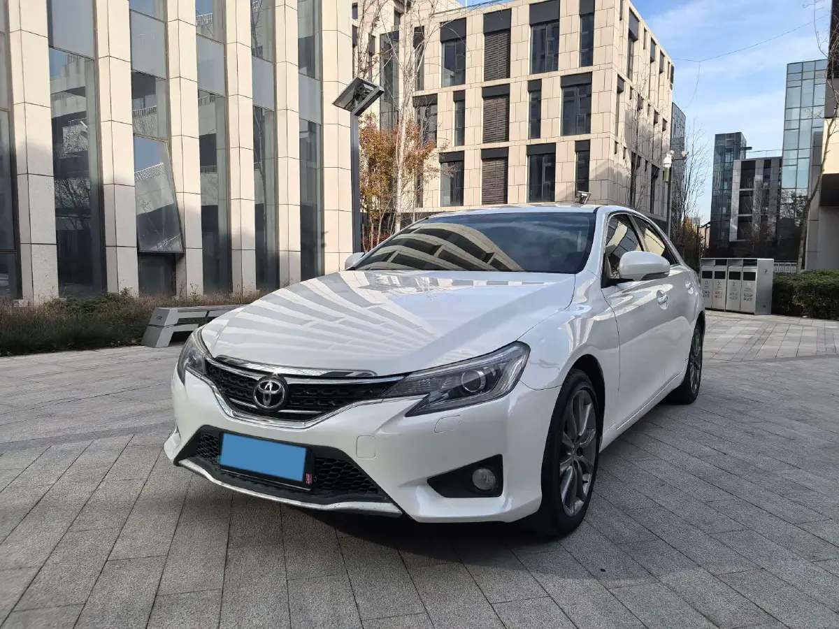 2013 Toyota Reiz 2.5L 193HP V6 6AT