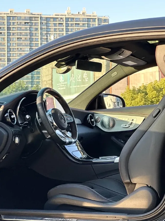 2023 Mercedes-Benz C AMG 3.0T 390HP V6 9AT,autocango,china used car exporter,china ev exporter,chinese used car exporter,chinese used ev exporter