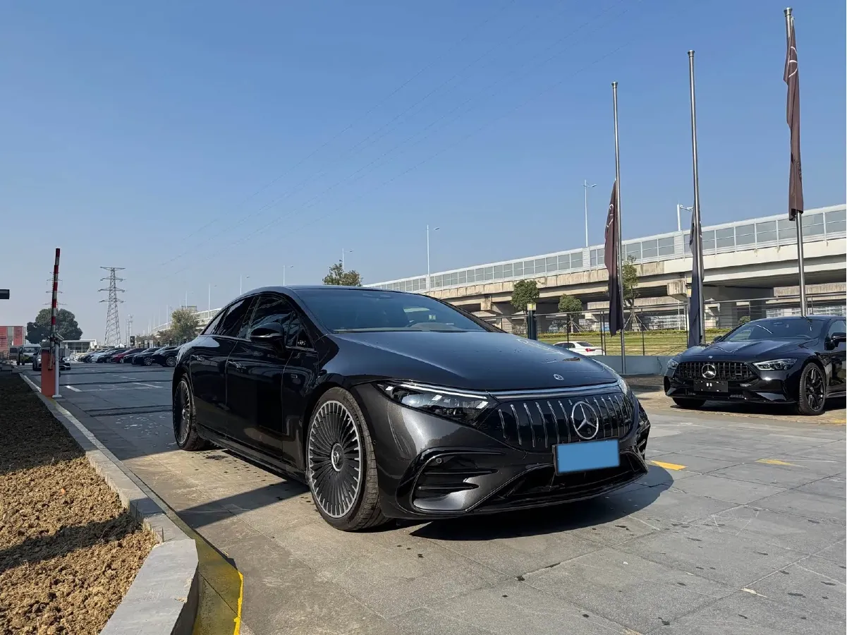 2022 Mercedes-Benz EQS AMG BEV 111.8KWH,autocango,china used car exporter,china ev exporter,chinese used car exporter,chinese used ev exporter