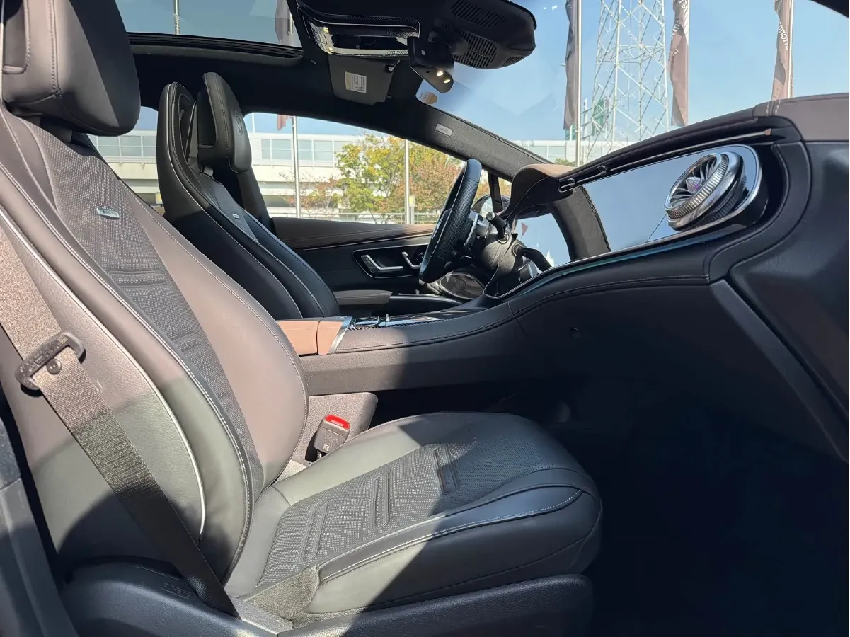2022 Mercedes-Benz EQS AMG BEV 111.8KWH,autocango,china used car exporter,china ev exporter,chinese used car exporter,chinese used ev exporter