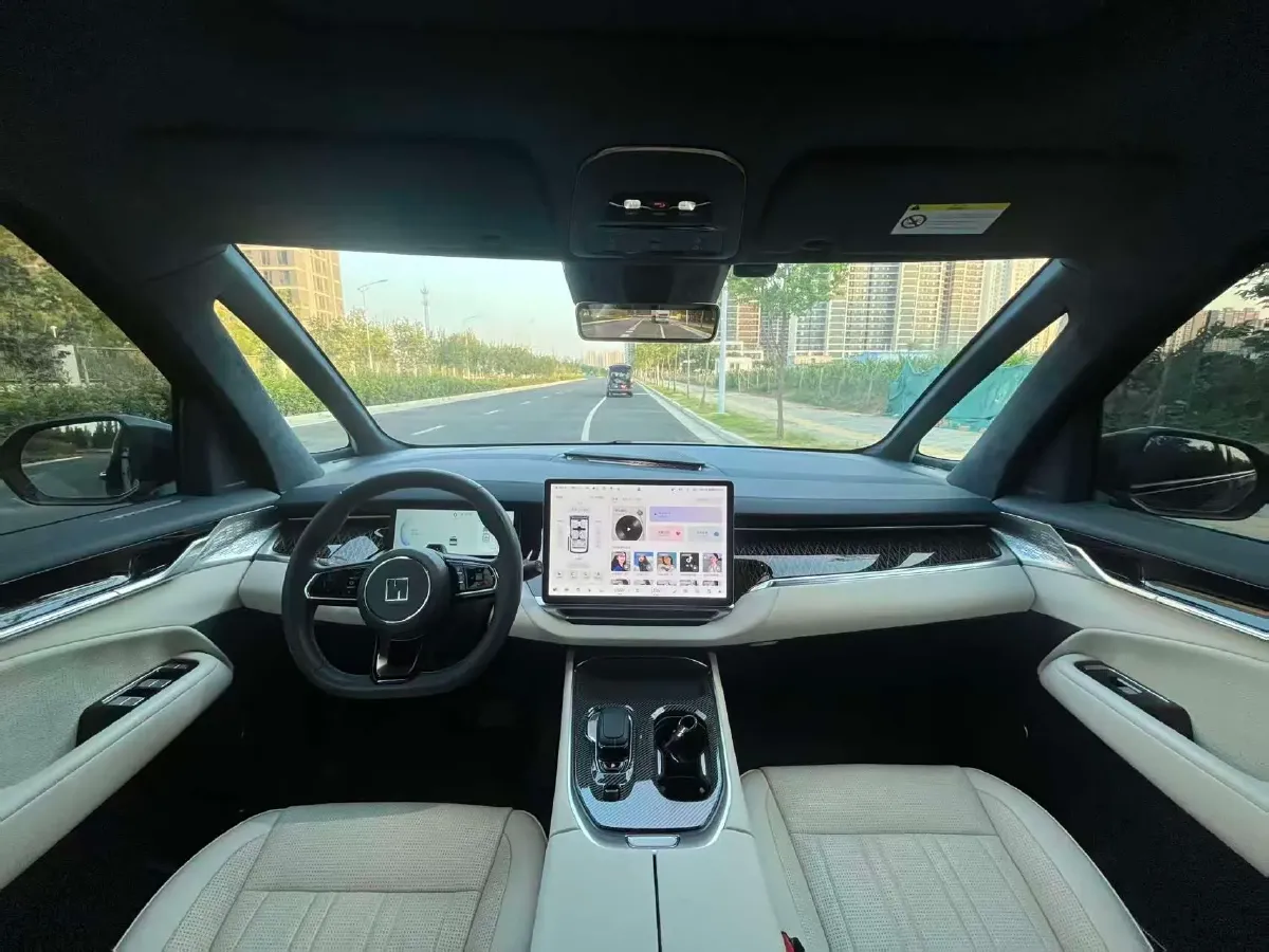 2022 Zeekr 009 BEV 116KWH,autocango,china used car exporter,china ev exporter,chinese used car exporter,chinese used ev exporter