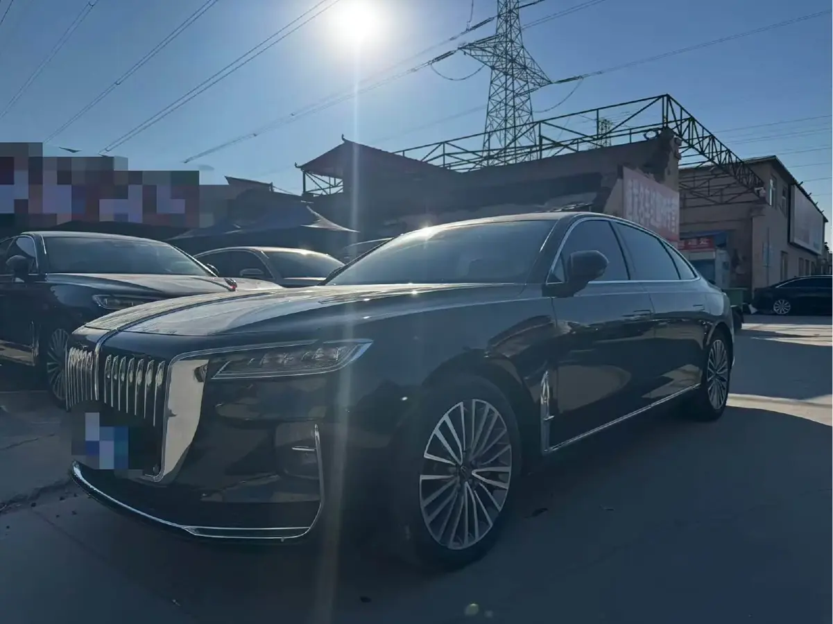 2023 HongQi H9 2.0T 252HP L4 7DCT