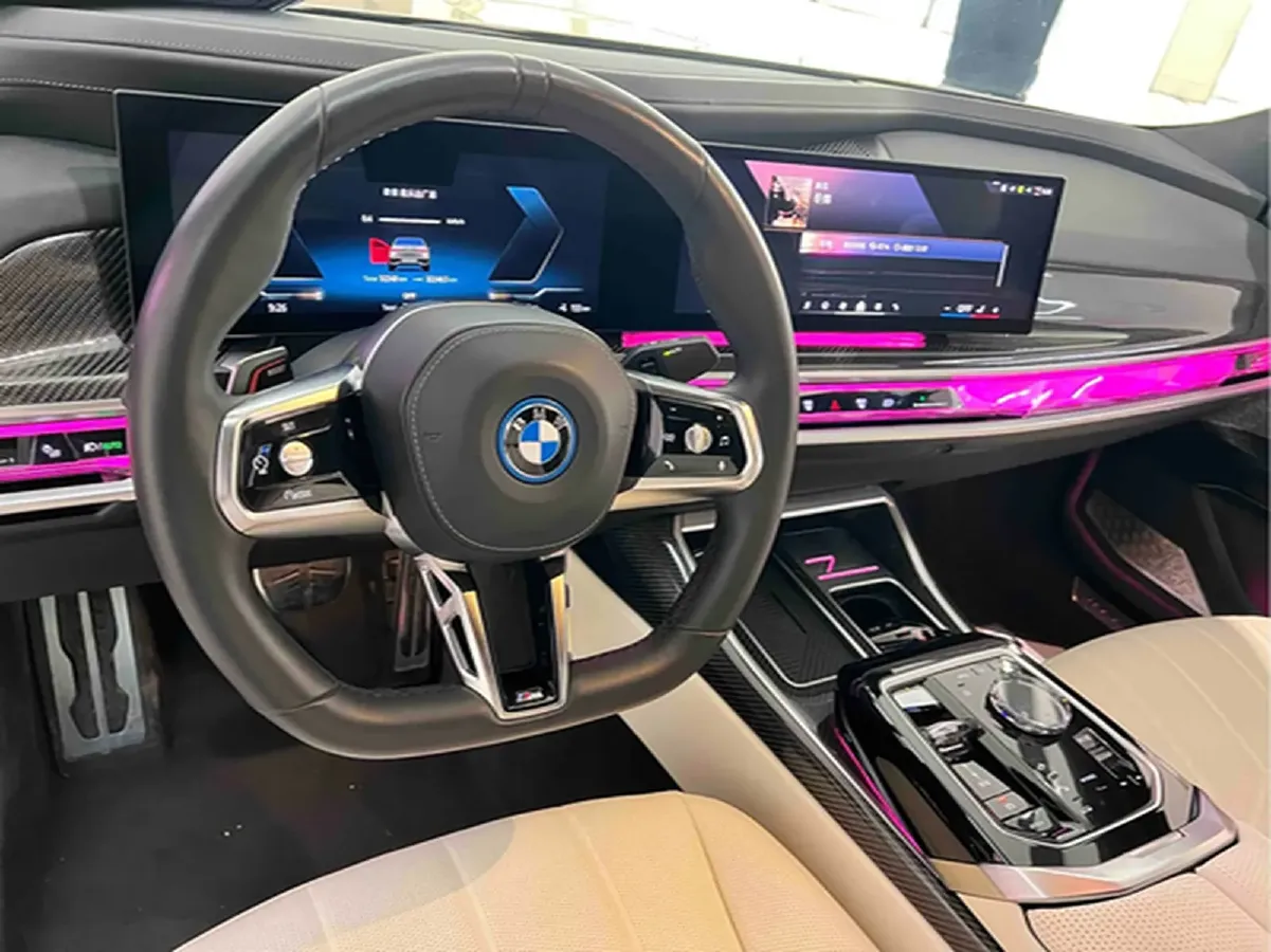 2023 BMW i7 BEV 101.7KWH,autocango,china used car exporter,china ev exporter,chinese used car exporter,chinese used ev exporter