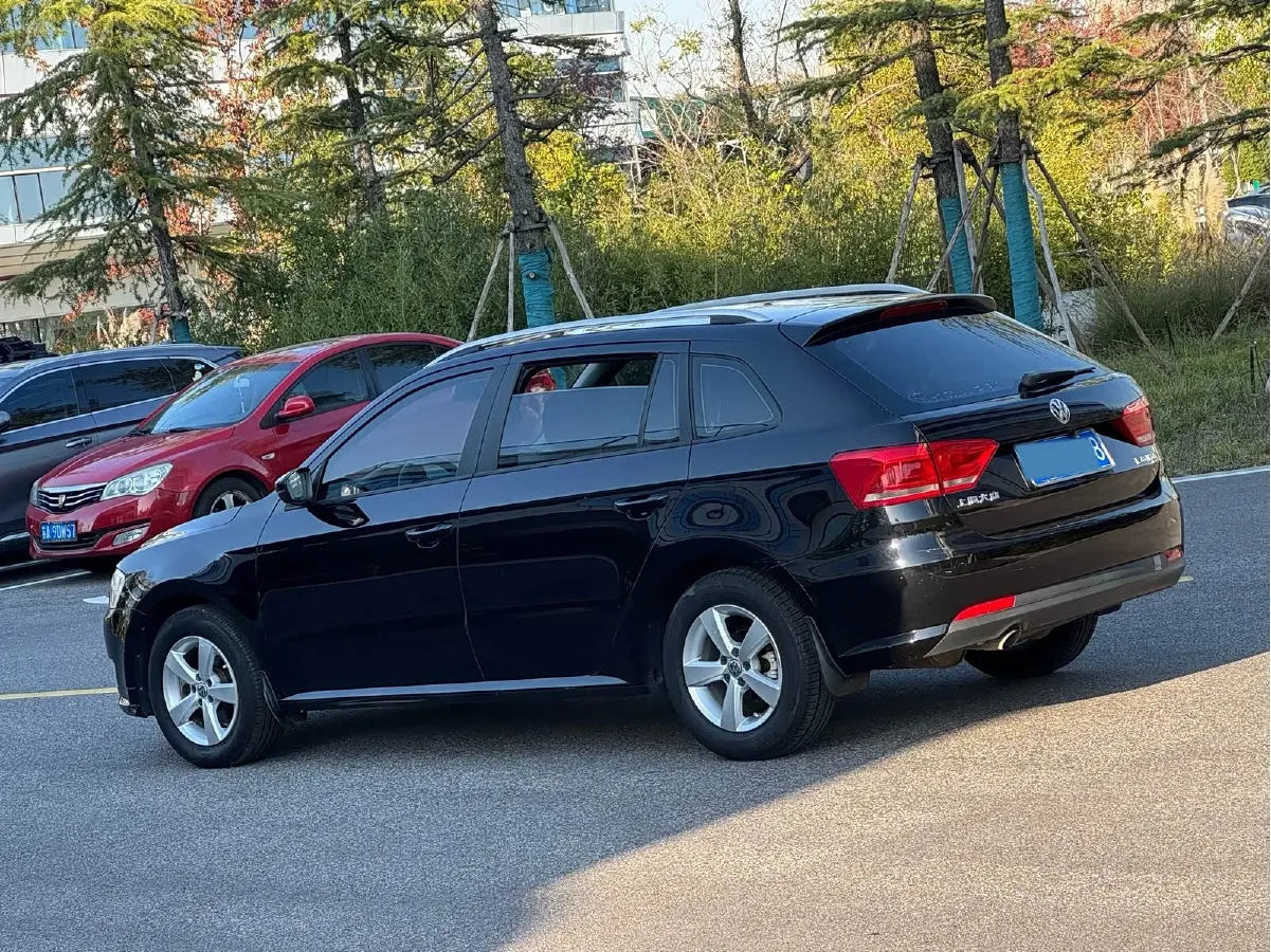 2013 Volkswagen Gran Lavida 1.6L 110HP L4 6AT,autocango,china used car exporter,china ev exporter,chinese used car exporter,chinese used ev exporter