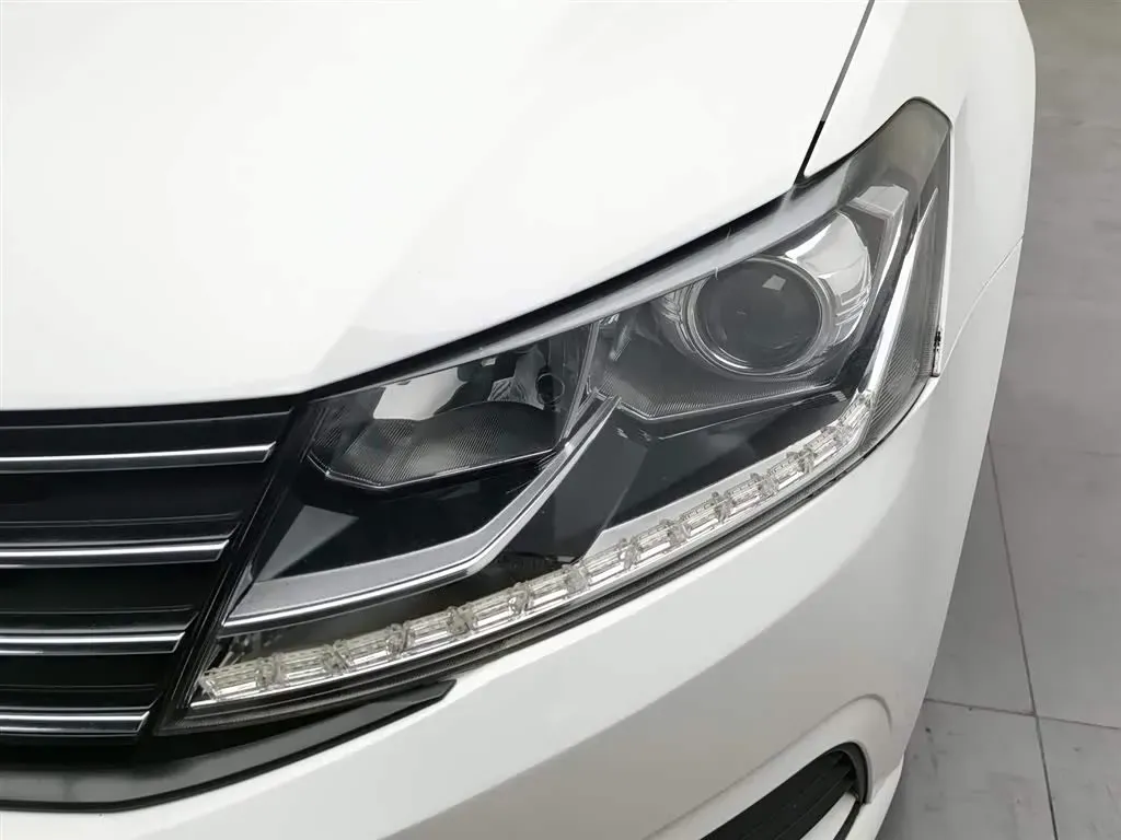 2015 Volkswagen Gran Lavida 1.6L 110HP L4 6AT,autocango,china used car exporter,china ev exporter,chinese used car exporter,chinese used ev exporter