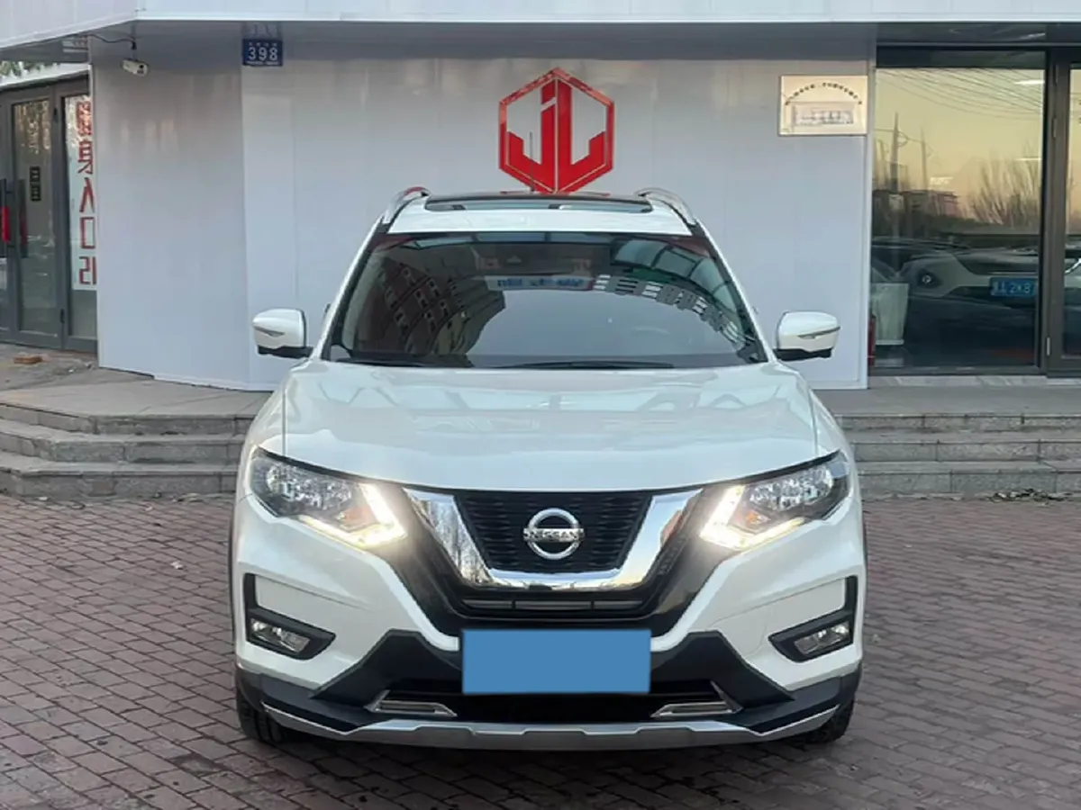 2019 Nissan X-Trail 2.0L 154HP L4 CVT,autocango,china used car exporter,china ev exporter,chinese used car exporter,chinese used ev exporter
