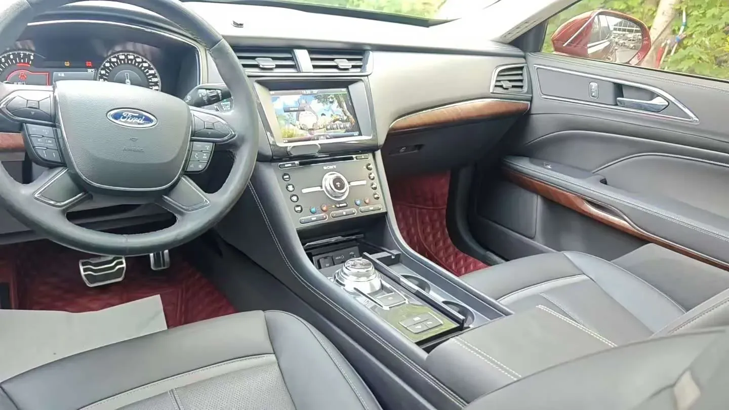 2015 Ford Taurus 2.0T 245HP L4 6AT,autocango,china used car exporter,china ev exporter,chinese used car exporter,chinese used ev exporter